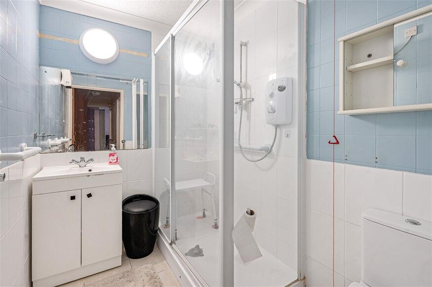 Additional image 5 of Homedell House, Harpenden, AL5