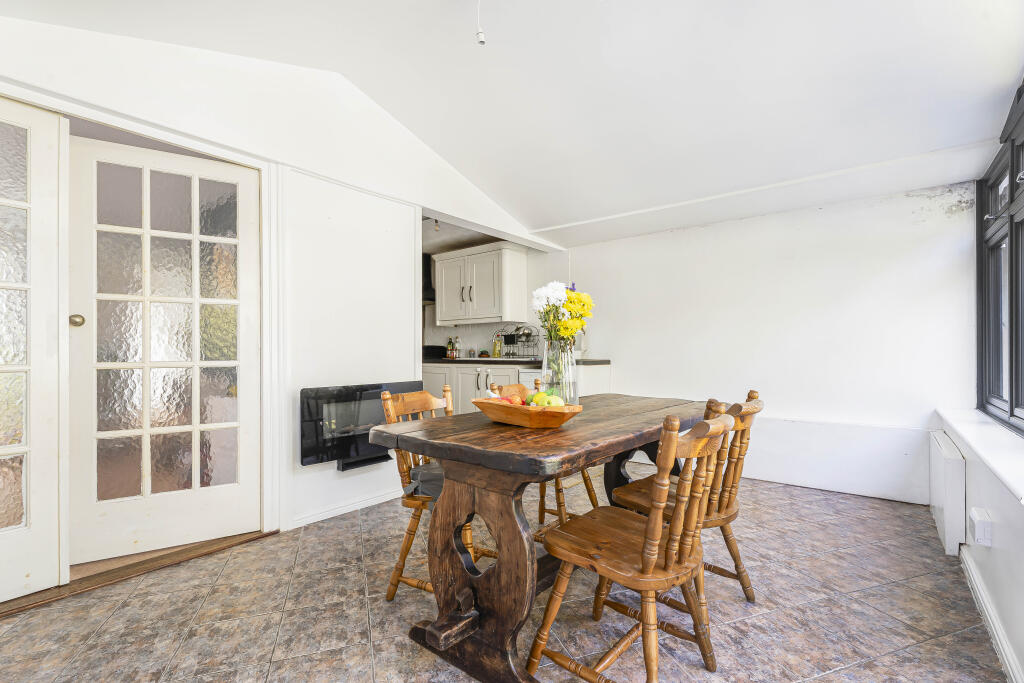 Additional image 4 of Broomhills, Welwyn Garden City, Hertfordshire, AL7