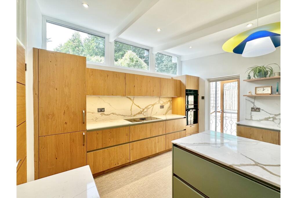 Additional image 11 of Hangmans Lane, Welwyn, AL6