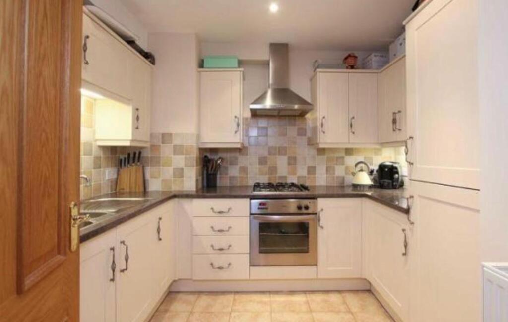 Additional image 10 of 35b High Street, Wheathampstead, Herts, AL4