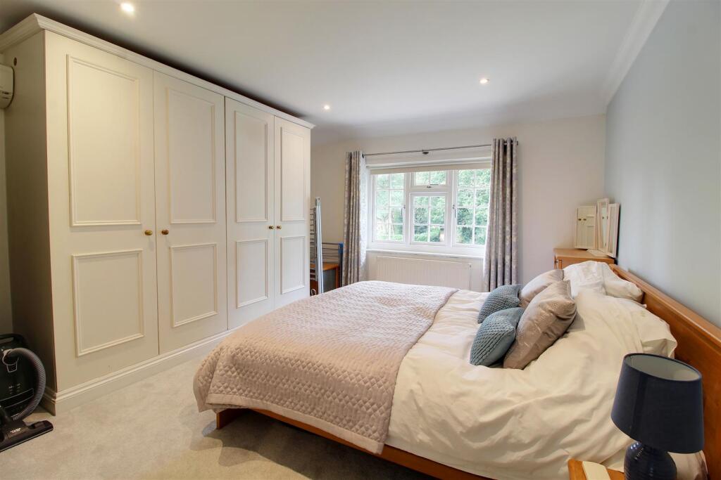 Additional image 8 of Pine Grove, Brookmans Park