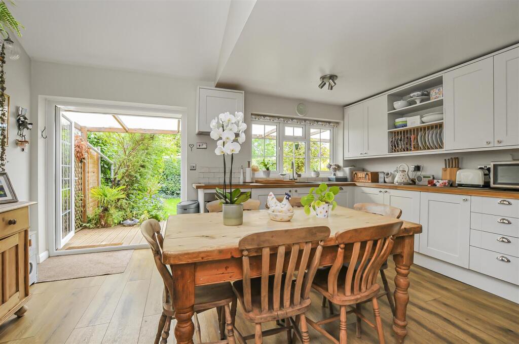 Additional image 4 of South Riding, Bricket Wood, St. Albans