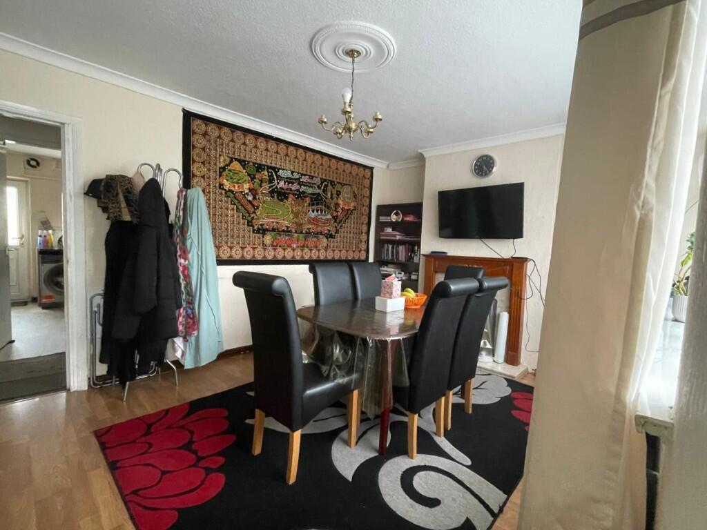 Silverton Crescent, Birmingham, B13 photo 5