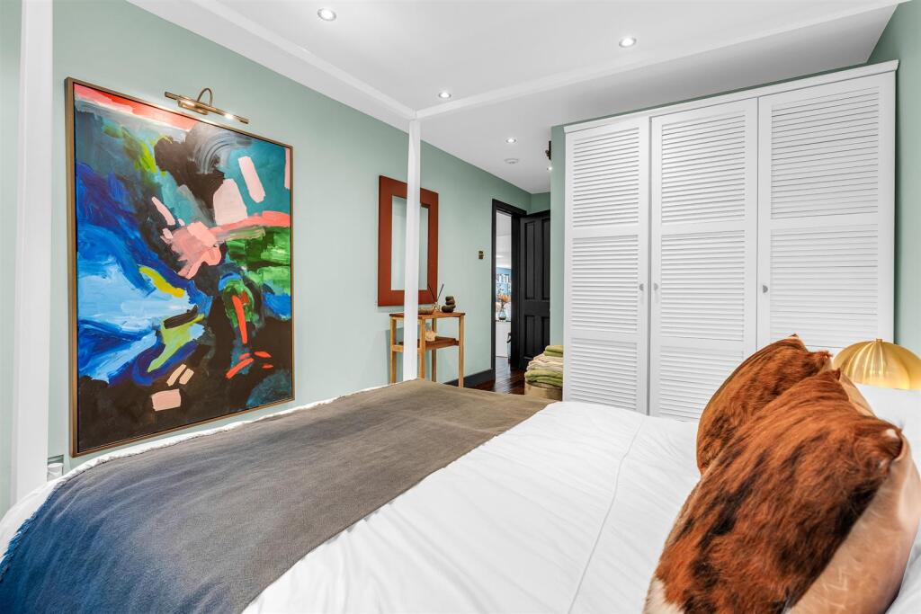 Additional image 32 of Rosecroft Lane, Welwyn