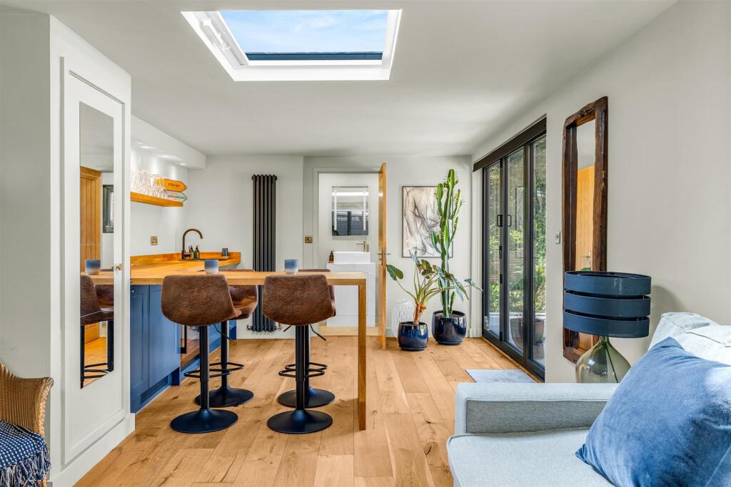 Additional image 23 of Rosecroft Lane, Welwyn