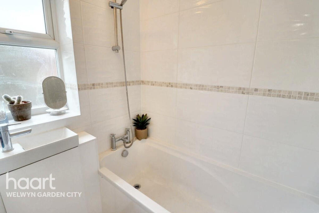 Additional image 11 of Vine Close, Welwyn Garden City