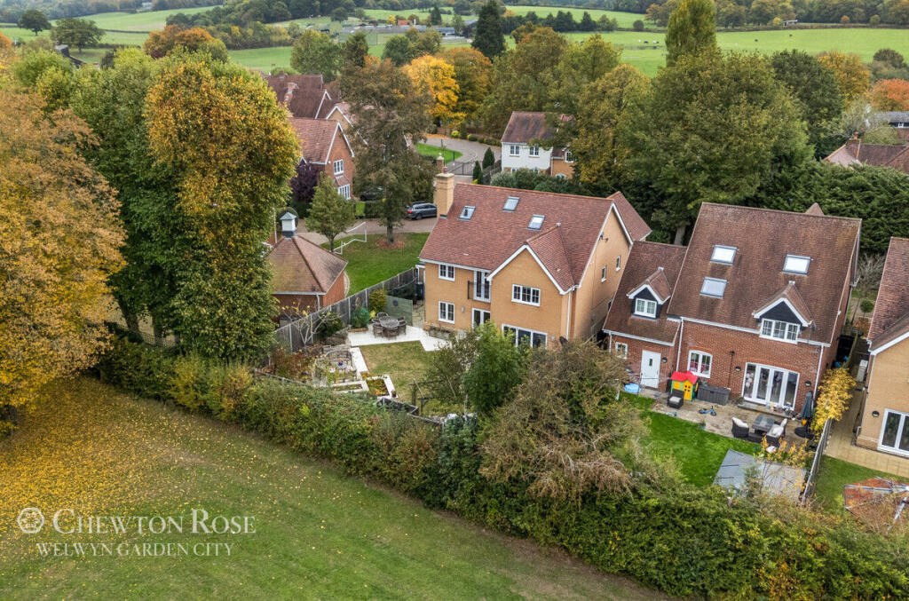 Additional image 28 of Sevenacres, Welwyn