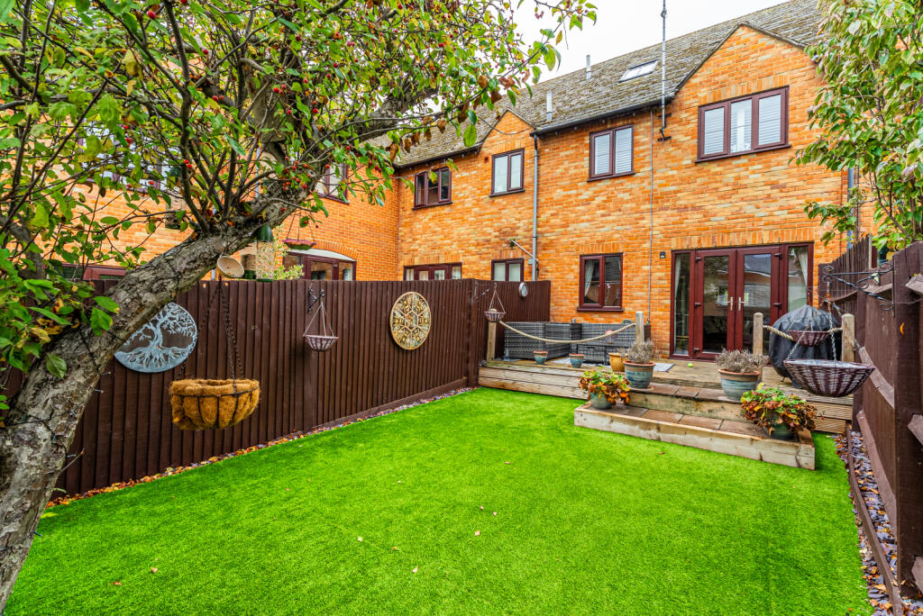 Additional image 17 of Blacksmiths Row, High Street, Markyate, St. Albans, AL3