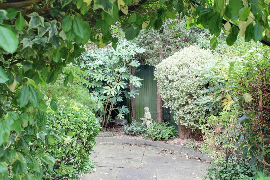 Additional image 30 of Brookmans Avenue, Brookmans Park