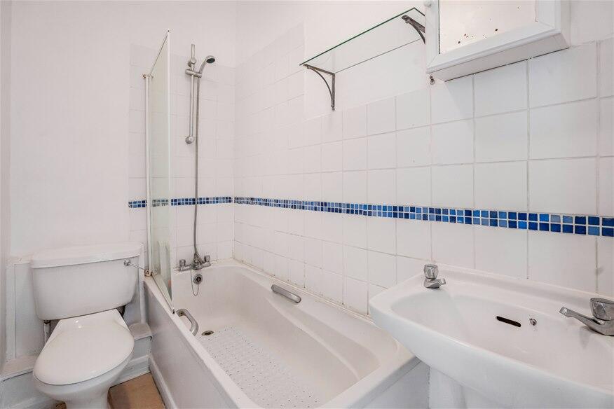 Additional image 10 of Station Road, Harpenden, AL5