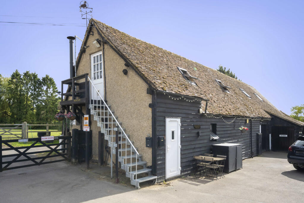 Additional image 30 of Pottersheath Road, Welwyn, AL6