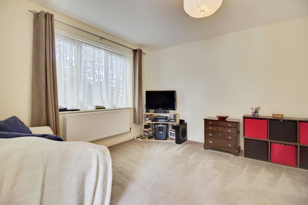 Additional image 4 of Howlands, Welwyn Garden City