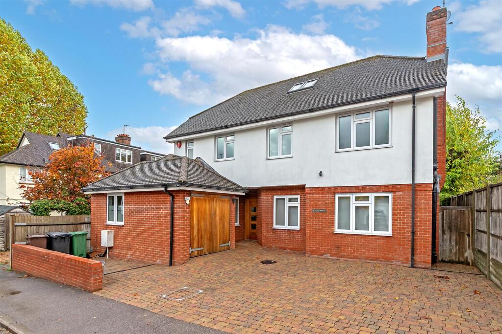 Additional image 22 of Sheppards Close, St Albans