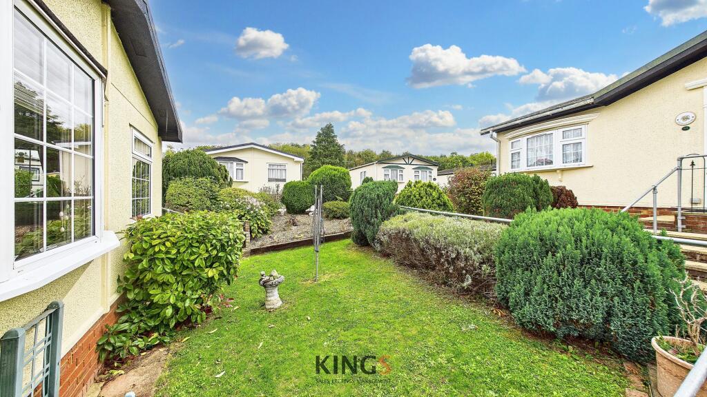 Additional image 12 of Woodside Lane, Hatfield, AL9