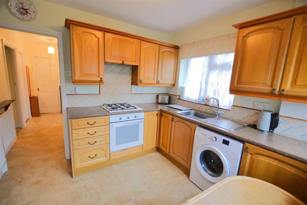 Additional image 13 of Pooleys Lane, Welham Green