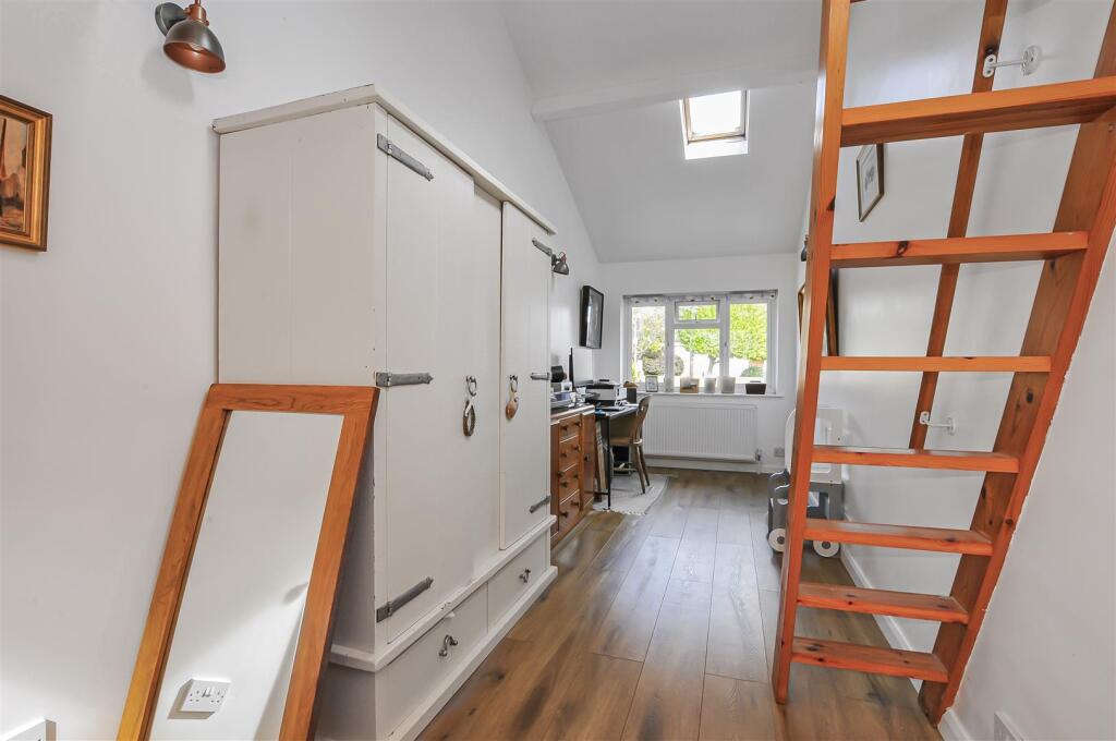 Additional image 11 of South Riding, Bricket Wood, St. Albans