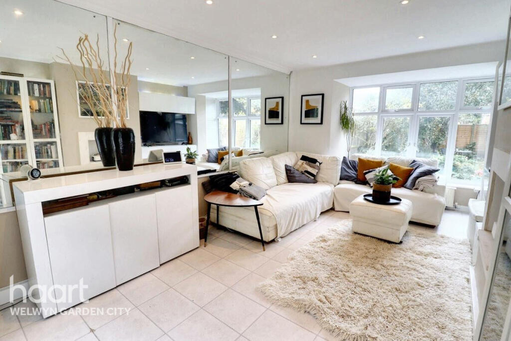 Additional image 3 of Vine Close, Welwyn Garden City