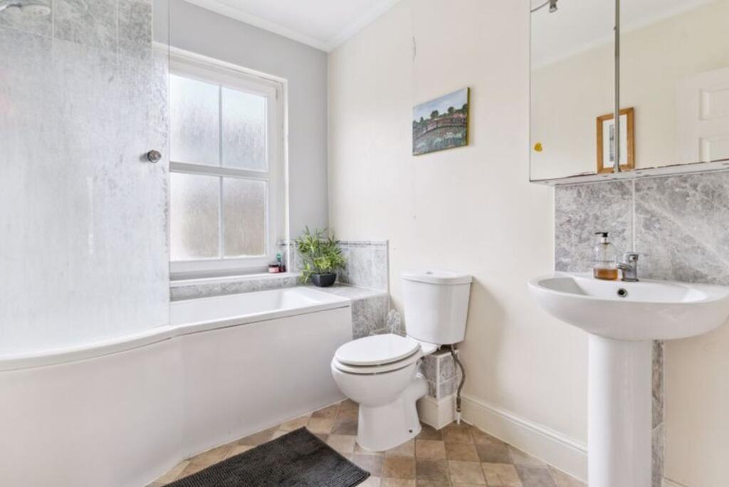 Additional image 18 of George Street, Markyate, AL3