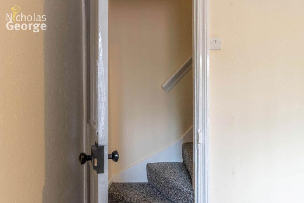 Additional image 8 of Alcester Road, Moseley, B13 8EY