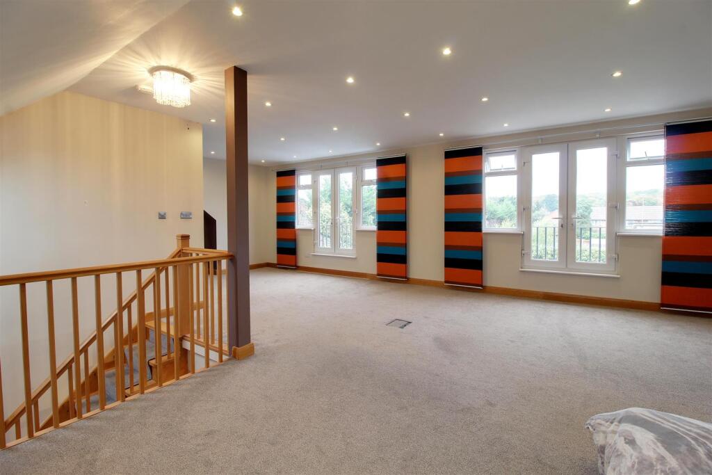 Additional image 27 of Dixons Hill Road, Welham Green