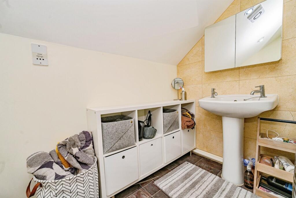 Additional image 10 of Robins Close, London Colney, St. Albans