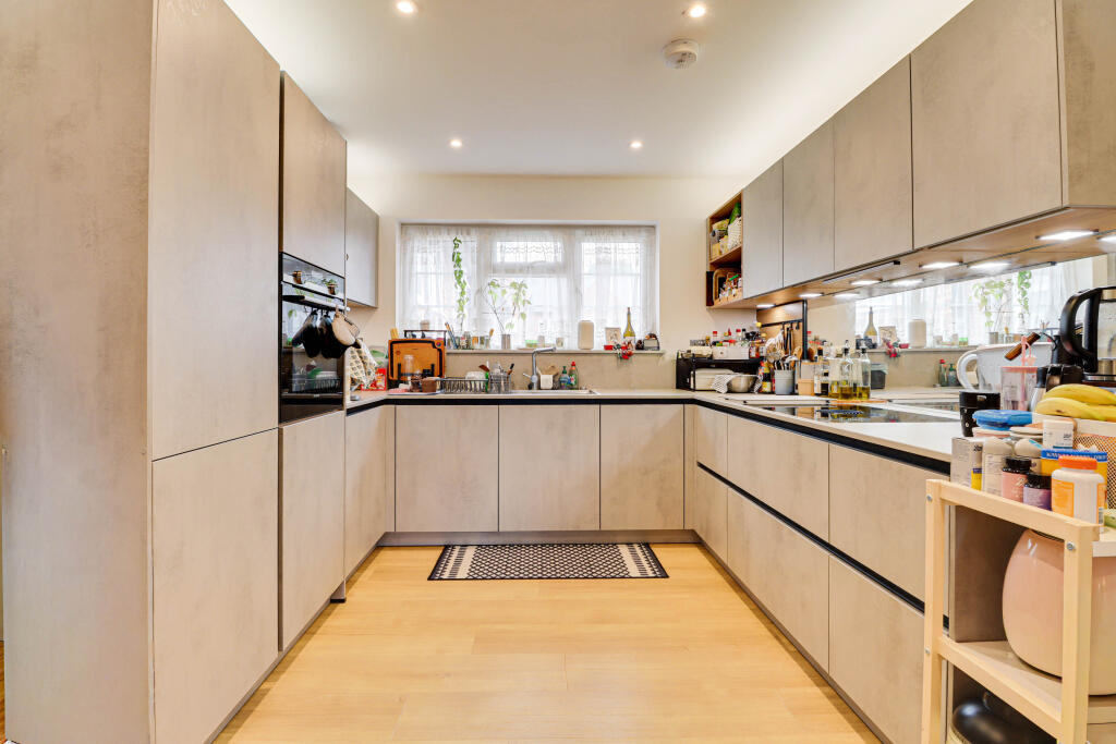 Additional image 4 of The Lawns, Mount Pleasant, St. Albans, AL3