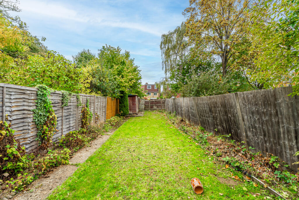Additional image 4 of Wynchlands Crescent, St. Albans, Hertfordshire, AL4