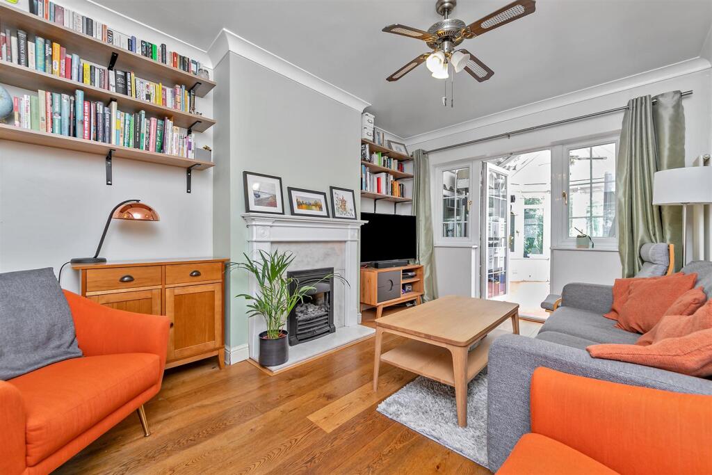 Additional image 5 of Hill End Lane, St Albans