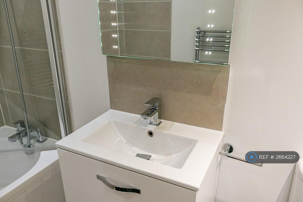 Additional image 26 of Great North Road, Hatfield, AL9