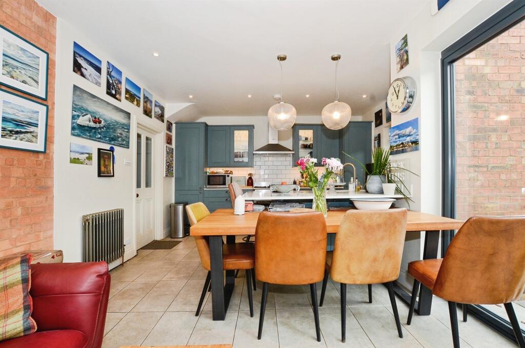 Additional image 7 of Cravells Road, Harpenden