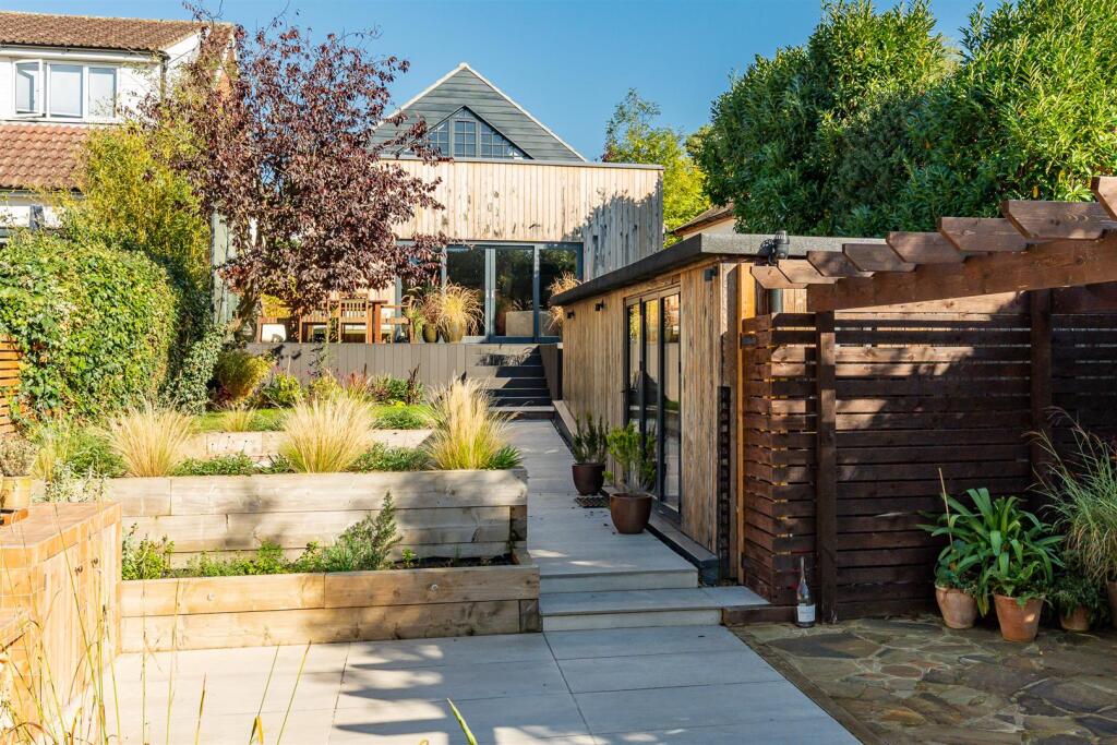 Property image for Rosecroft Lane, Welwyn