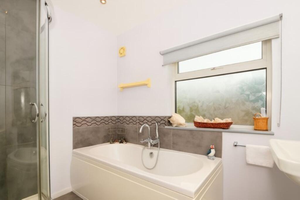 Additional image 12 of Green Lane, St. Albans