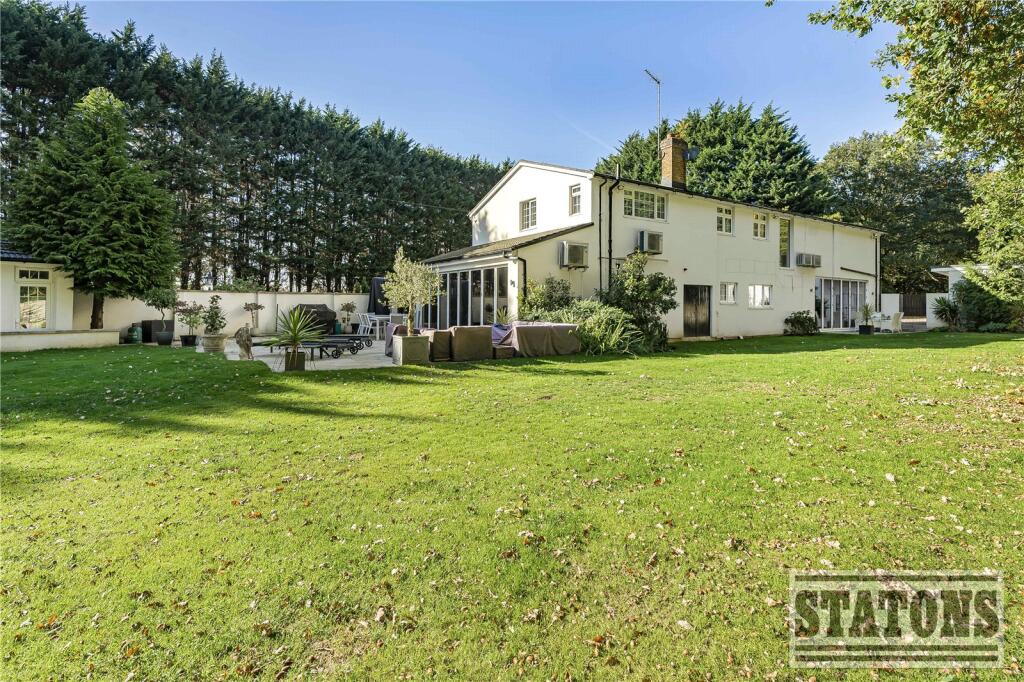 Additional image 5 of Dixons Hill Close, Brookmans Park, Hatfield, Hertfordshire, AL9
