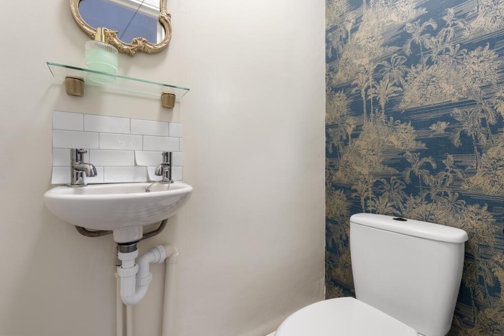 Additional image 9 of Broomfield Road, Welwyn, AL6