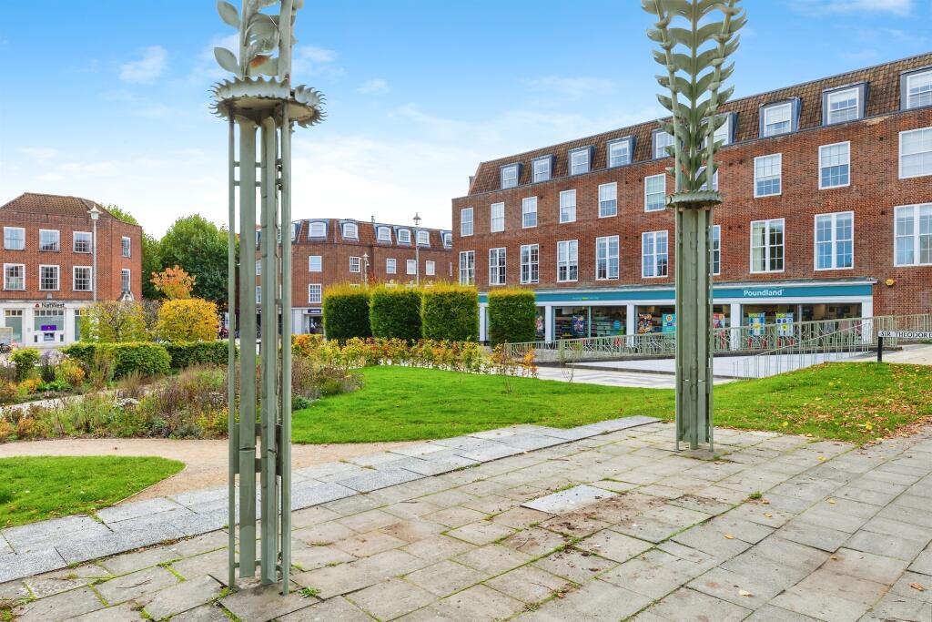 Additional image 15 of Stonehills, Welwyn Garden City