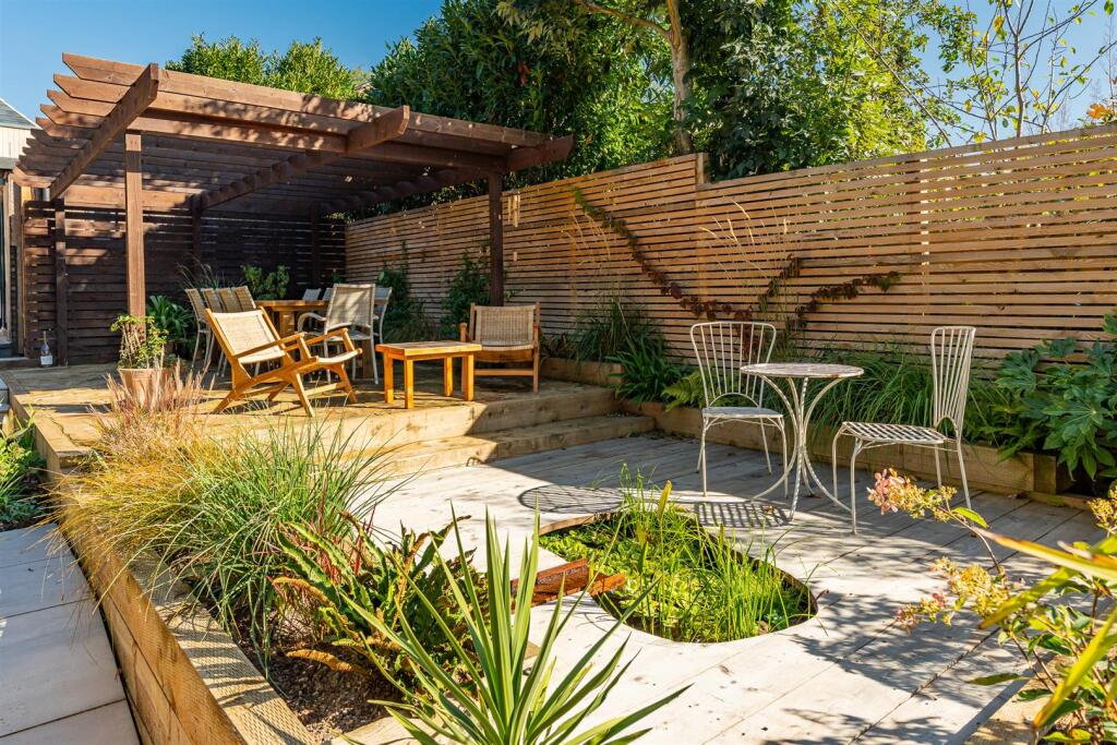 Additional image 40 of Rosecroft Lane, Welwyn