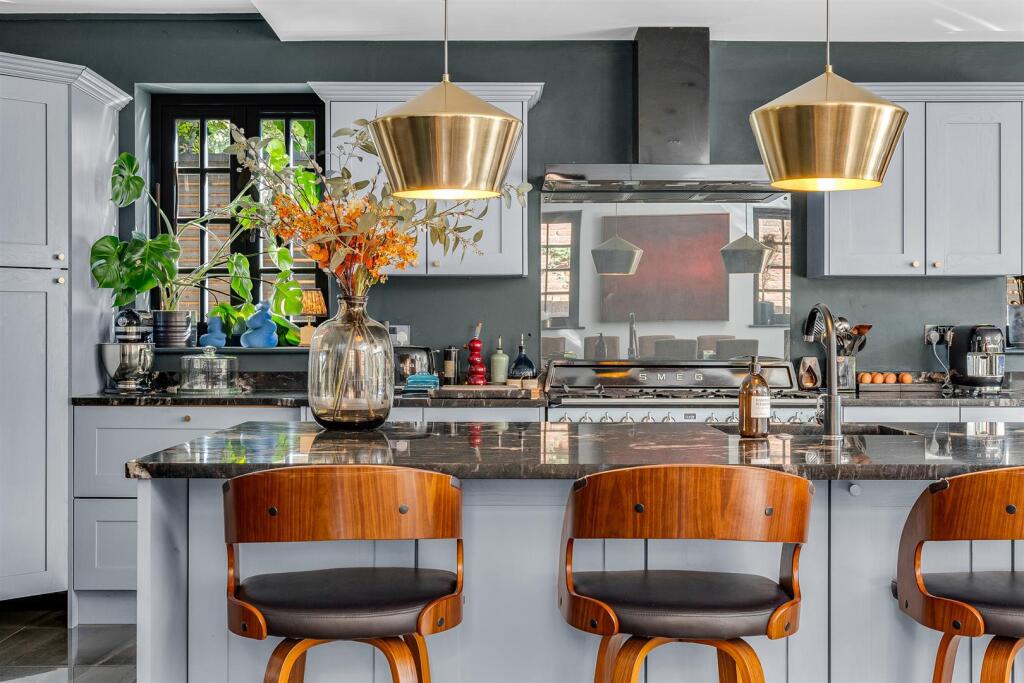 Additional image 11 of Rosecroft Lane, Welwyn