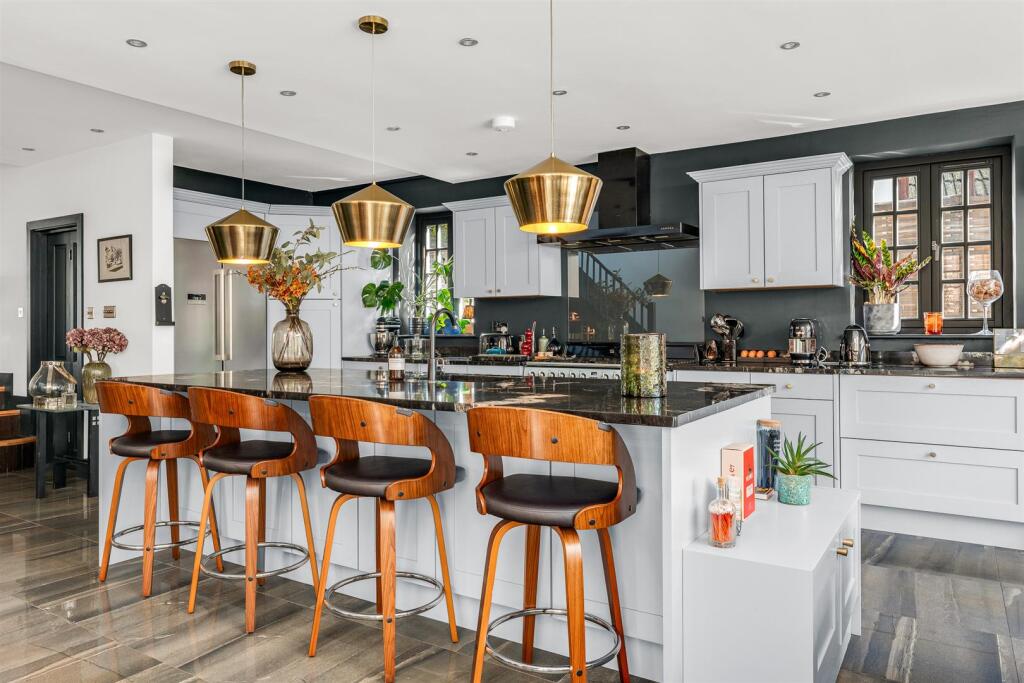 Additional image 9 of Rosecroft Lane, Welwyn