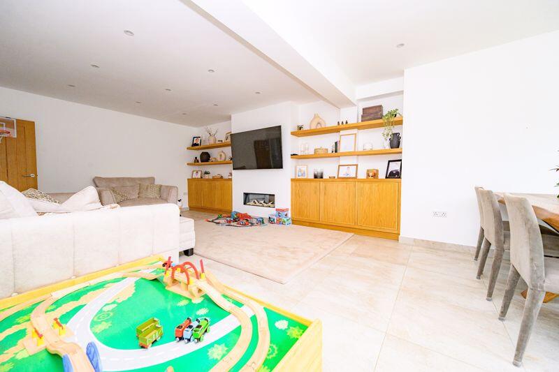 Additional image 5 of Westland Drive, Brookmans Park