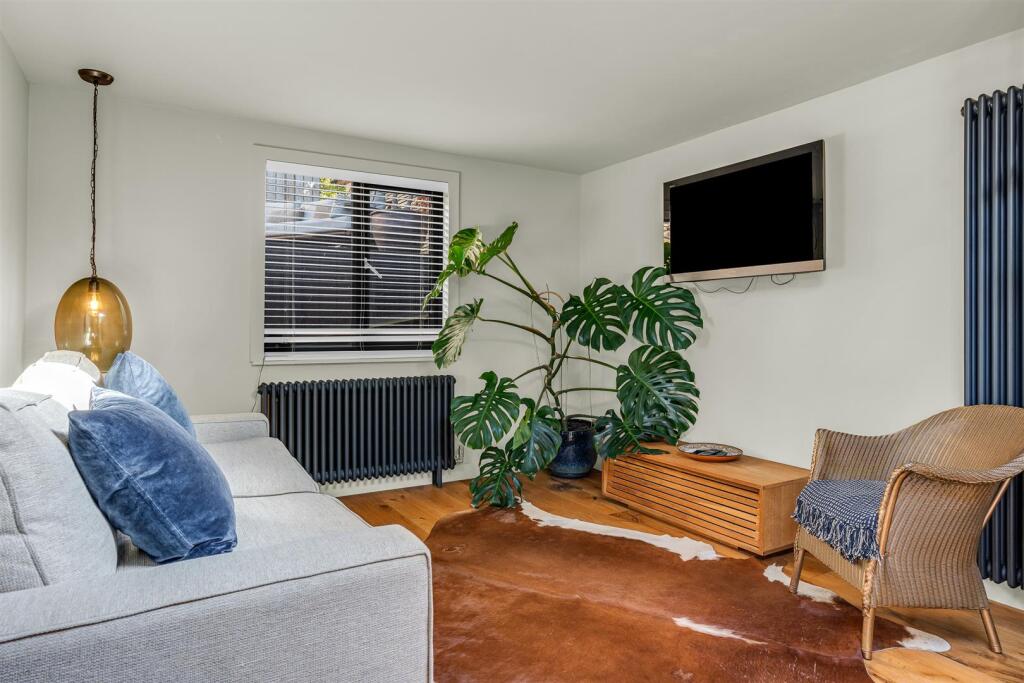 Additional image 25 of Rosecroft Lane, Welwyn