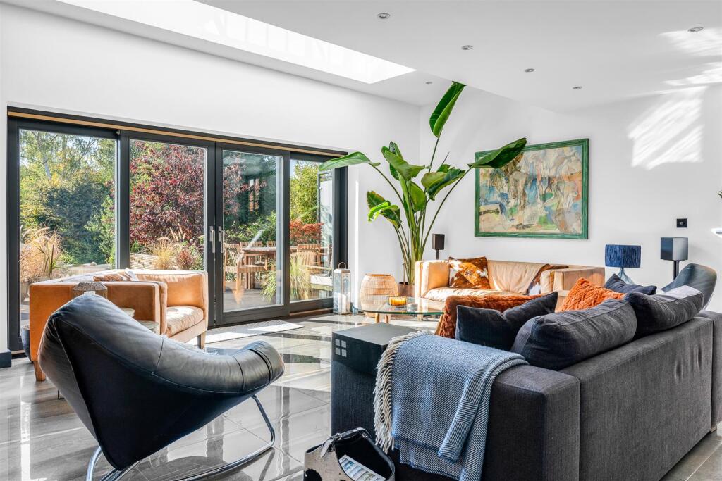 Additional image 15 of Rosecroft Lane, Welwyn