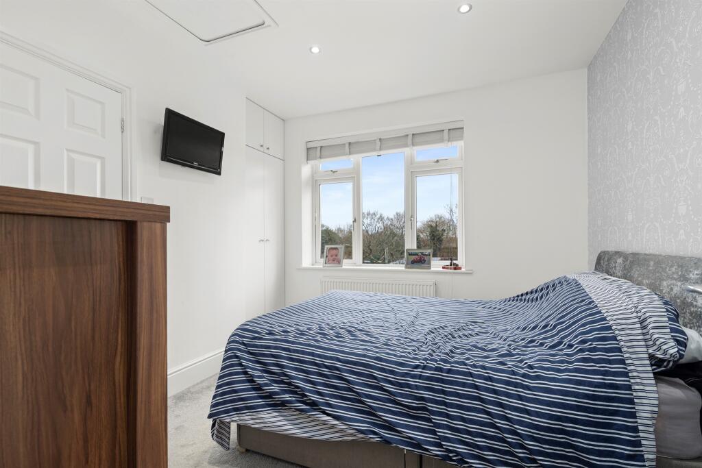 Additional image 12 of Park Street Lane, Park Street, St. Albans