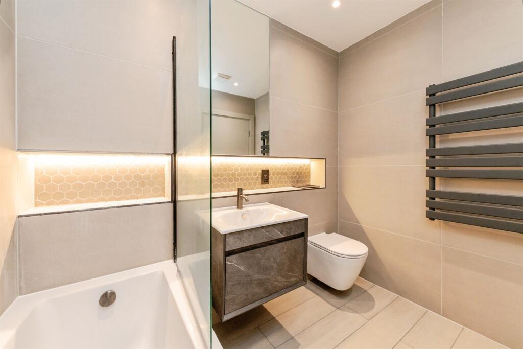 Additional image 8 of Stonehills, Welwyn Garden City