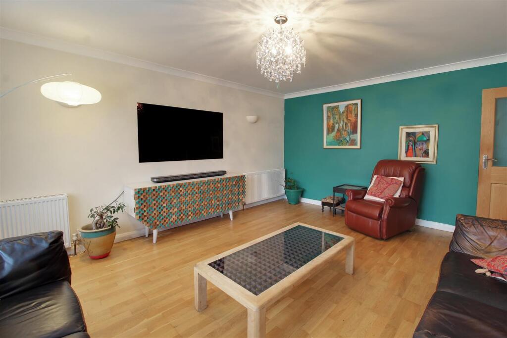 Additional image 33 of Dixons Hill Road, Welham Green