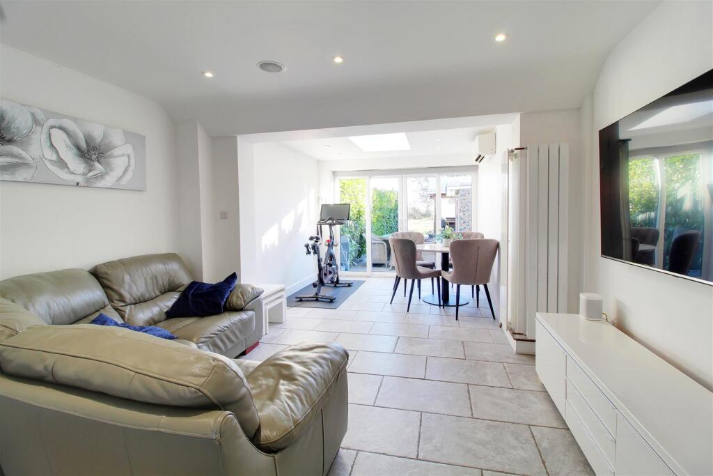 Additional image 21 of 26 Welham Manor, Welham Green