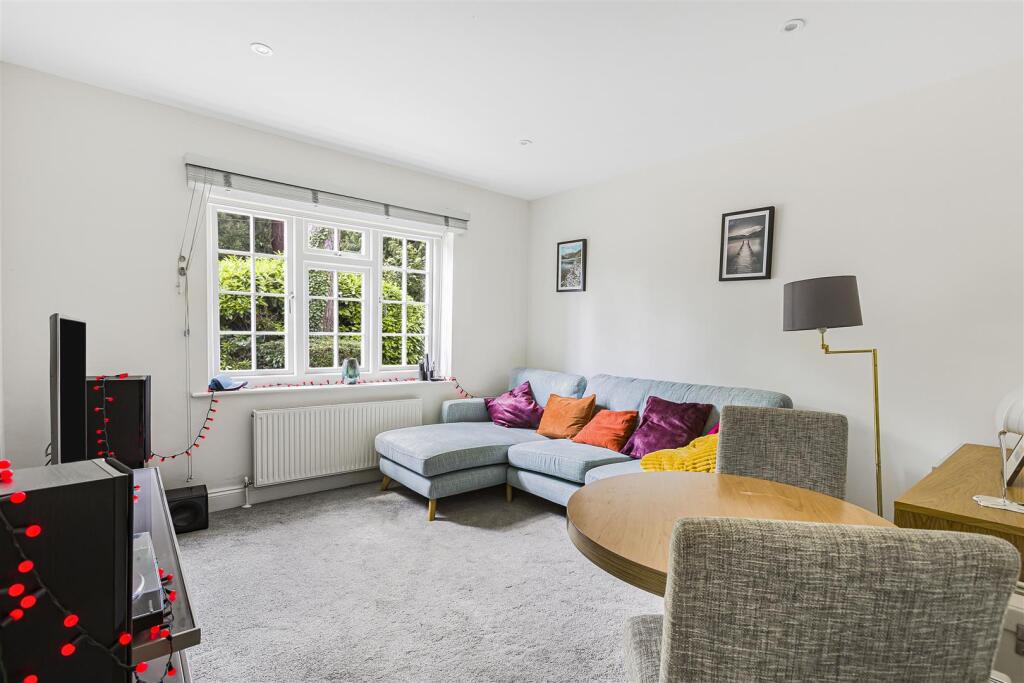 Additional image 21 of Pine Grove, Brookmans Park