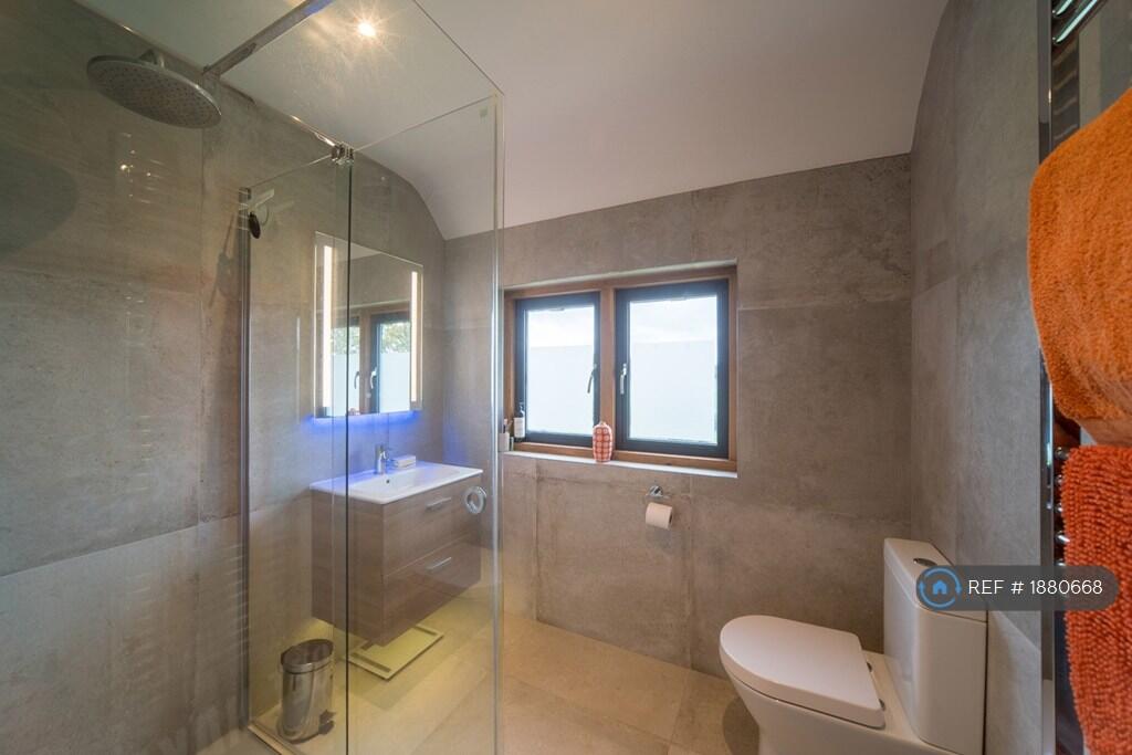 Additional image 20 of Markyate, St Albans, AL3