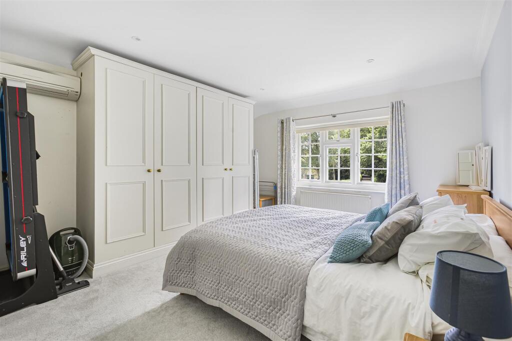 Additional image 18 of Pine Grove, Brookmans Park