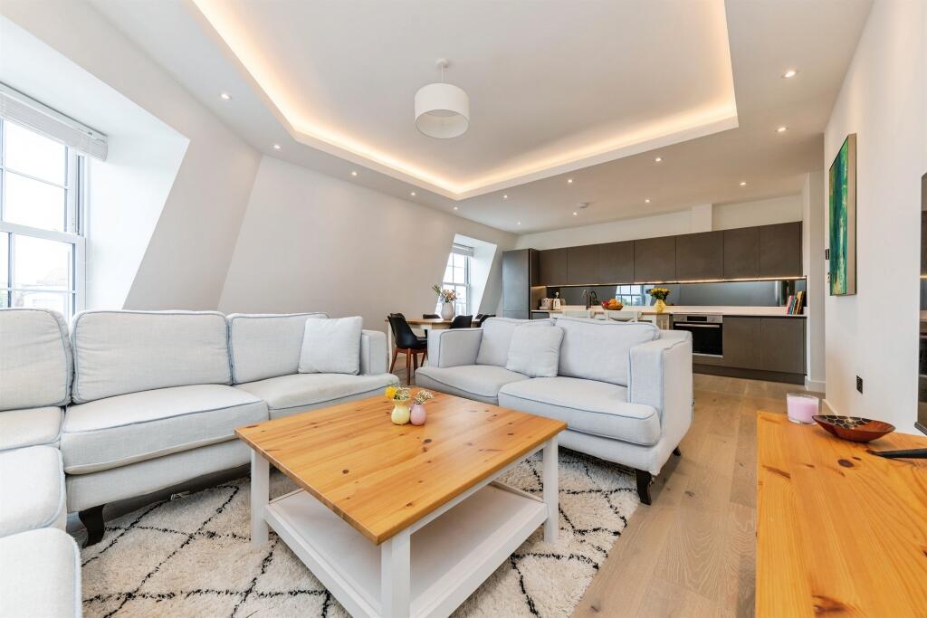 Additional image 2 of Stonehills, Welwyn Garden City