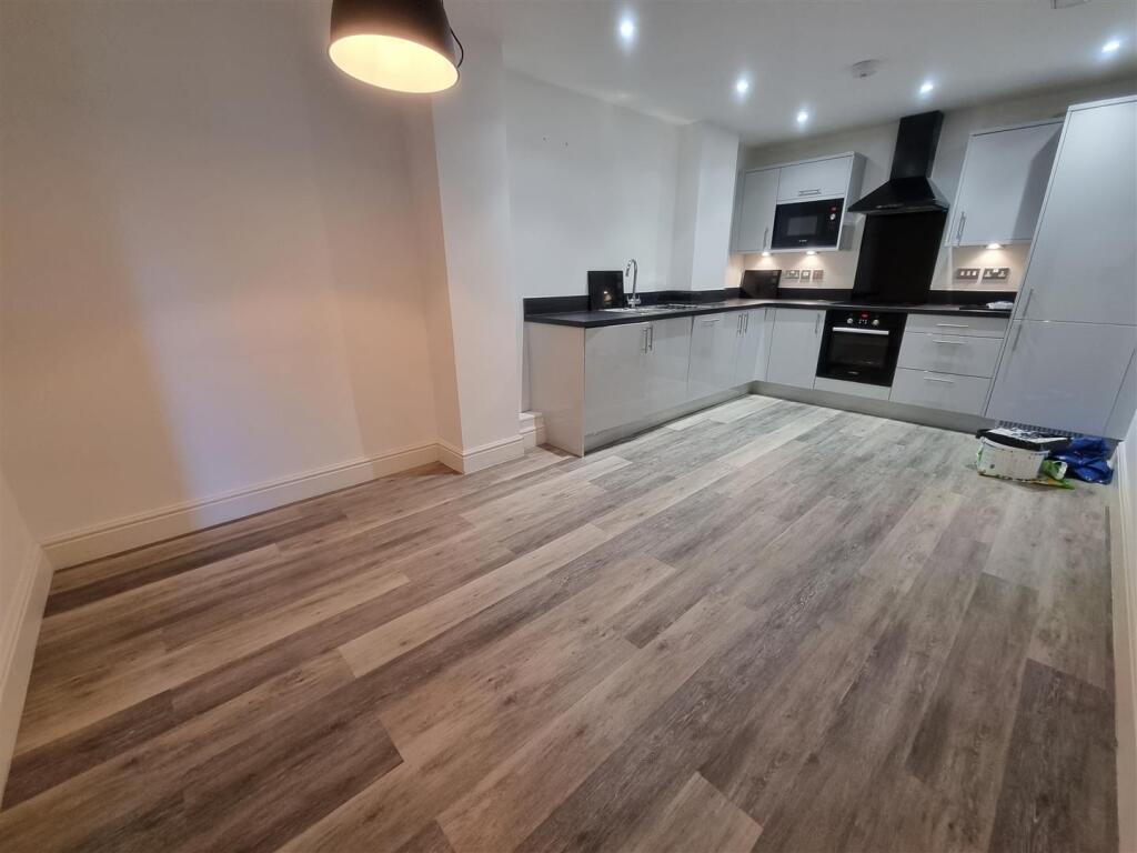 Additional image 4 of High Street, Kings Heath, Birmingham